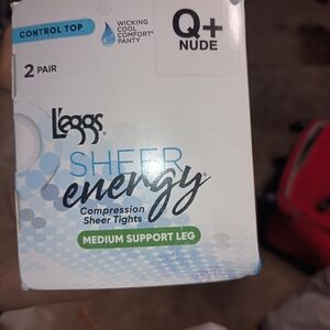 L'eggs Sheer Energy Nude Compression Tights